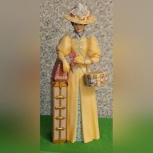 𝑨𝒗𝒐𝒏 𝟐𝟎𝟎𝟐 𝑷𝑪 𝑴𝒓𝒔.𝑨𝒍𝒃𝒆𝒆 𝑨𝒘𝒂𝒓𝒅 𝑪𝒆𝒓𝒂𝒎𝒊𝒄 𝑭𝒊𝒈𝒖𝒓𝒆